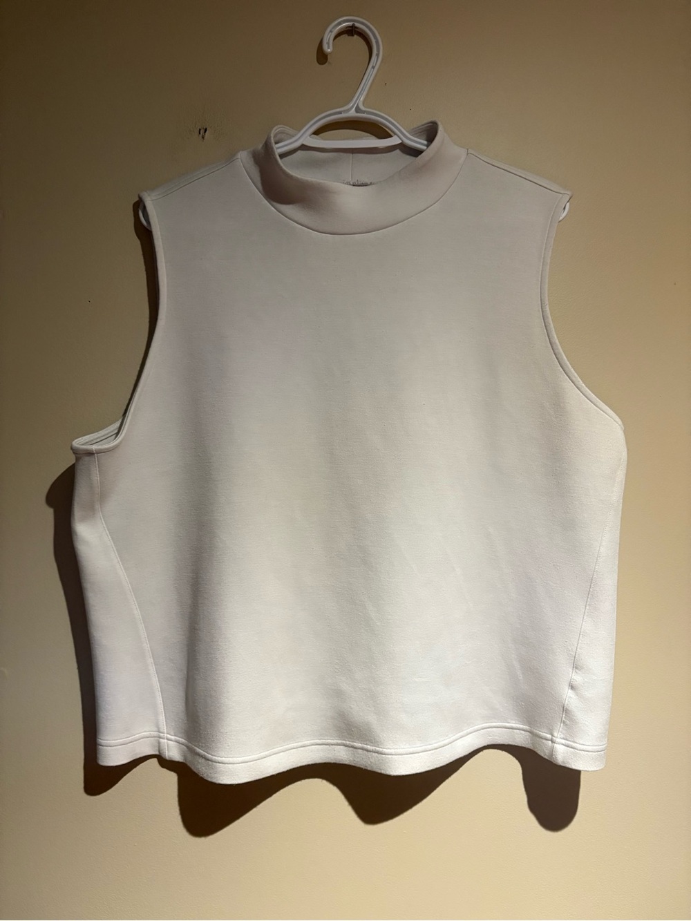 Spanx AirEssentials Sleeveless Mock Neck Top Size 2X White Piling Washwear Flaws